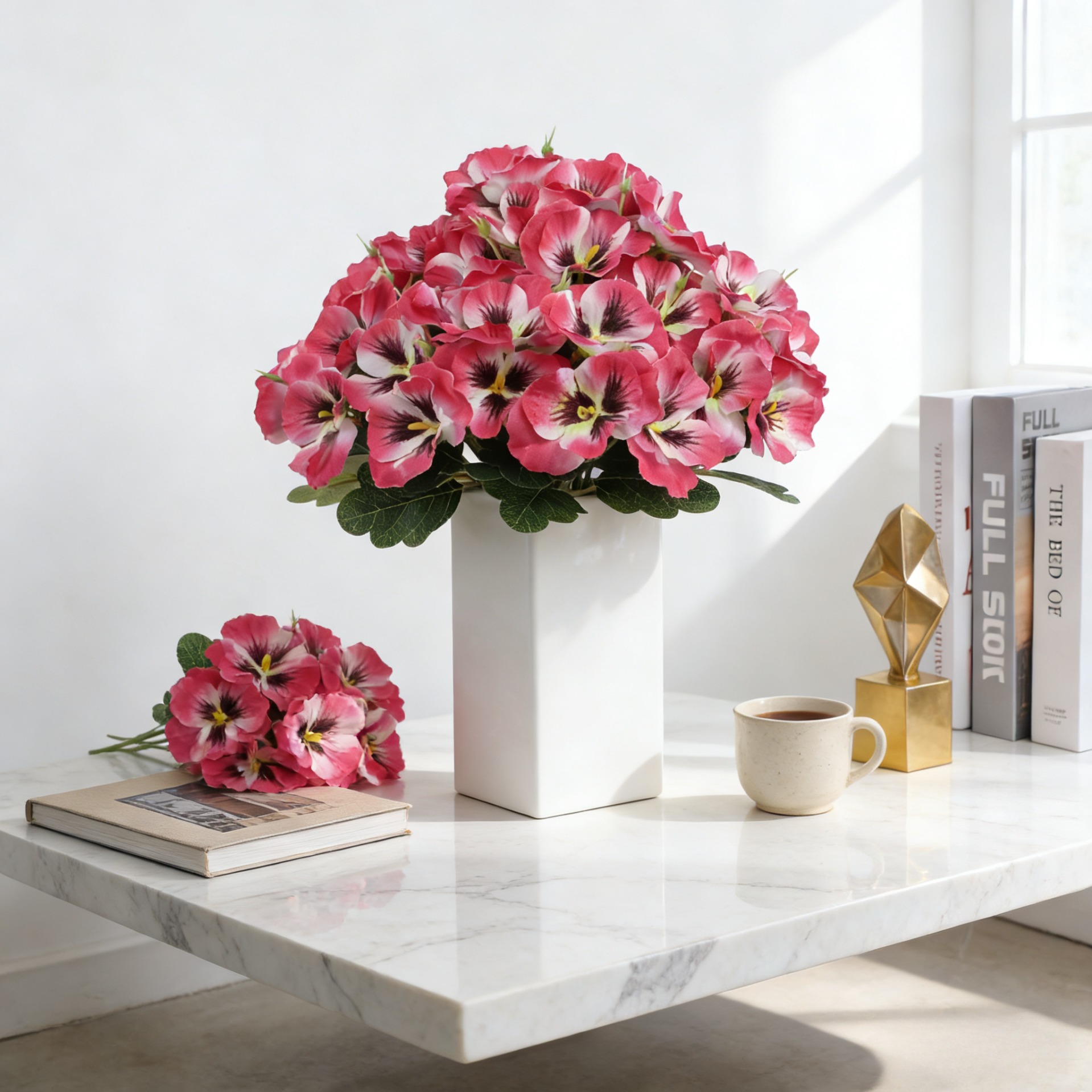 Ramo de Pansies Artificiales d - Photography Hotel reseña y precio